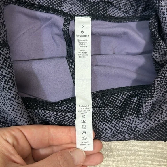 Lululemon Leggings Size 6 - Picture 3 of 5